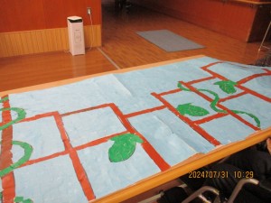 夏の壁面作り