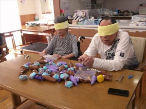 目隠しで芋詰め放題というゲーム